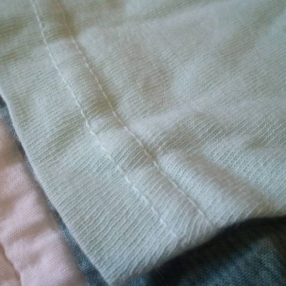 Shirt - Picture 3 of 4